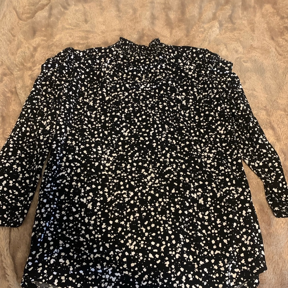 Clearance ADRIENNE VITTADINI SIZE MEDIUM WOMENS TOP - Picture 5 of 6
